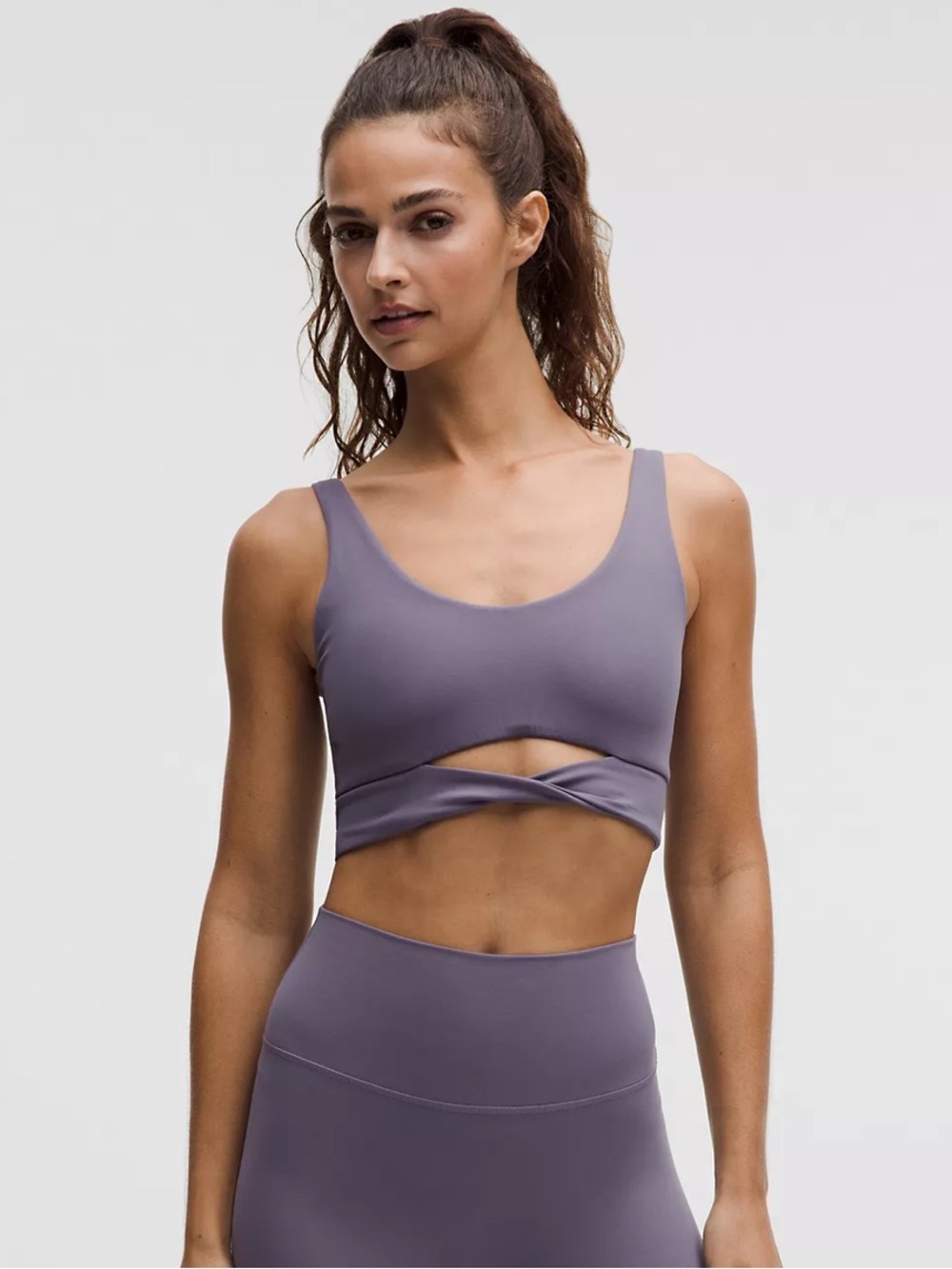 Lululemon nulu twist-front scoop neck sports bra  light support M b/c